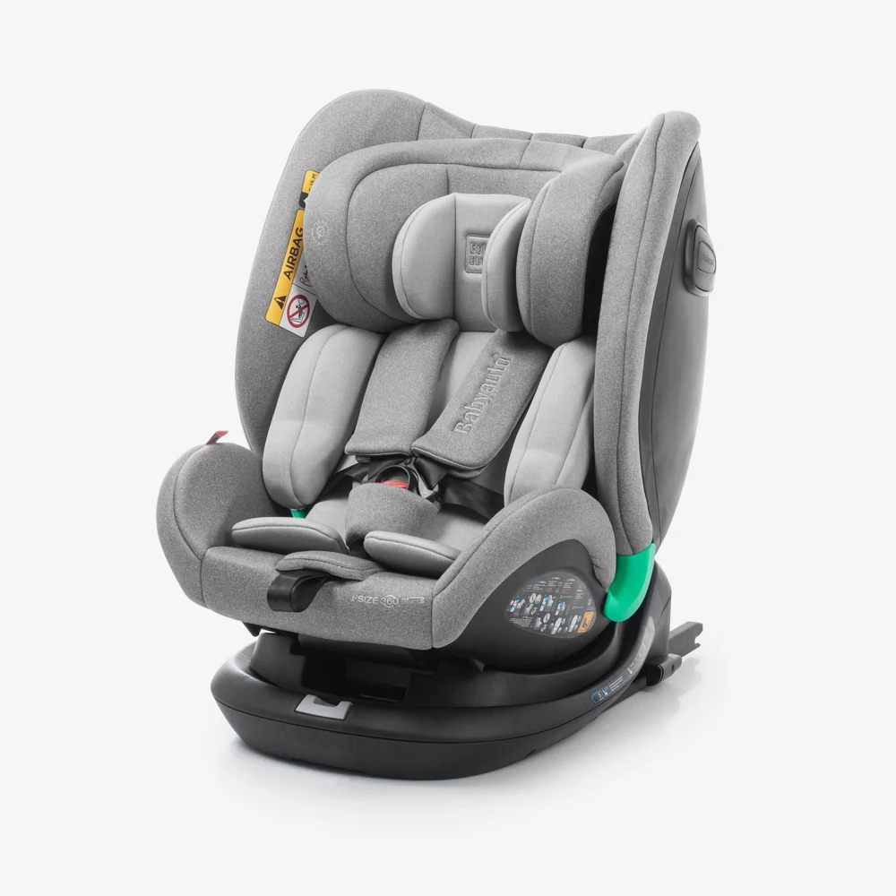 Babyauto i-Size Odease 360° ISOFIX kinderzitje in een Arrivo Tenerife transferwagen